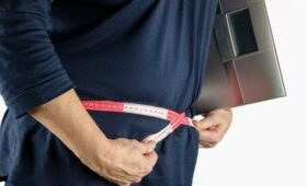 Врачи бьют тревогу: основной причиной рака может быть ожирение, половина случаев связяна с лишним весом