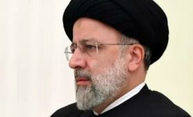 Президент Ирана Раиси погиб при крушении вертолета, сообщили СМИ