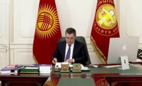 Президент прекратил полномочия судьи Иссык-Кульского областного суда Эркина Пазылова