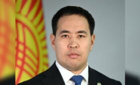 Болотбек Узакбаев назначен замначальника управления по подготовке решений президента и Кабмина