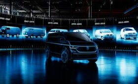 Volkswagen приоткрыл внешность Transporter нового поколения: фургон стал похож на ID. Buzz