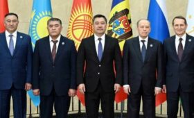 Кыргызстан решительно осуждает терроризм в любых формах его проявлениях. Садыр Жапаров встретился с главами спецслужб СНГ 