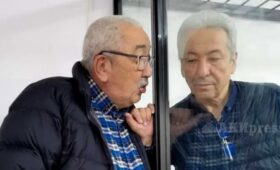 Мадумаров сложил с себя полномочия лидера фракции «Бүтүн Кыргызстан», вместо него избран Масалиев 