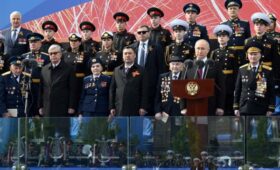 Садыр Жапаров принял участие в Параде Победы в Москве