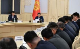 Жапаров провел совещание по разработке новой программы развития Кыргызстана