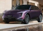 Кроссовер Avatr 07 от Changan готовится к презентации: рассекречен салон