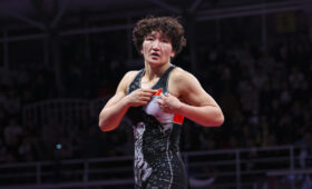 Айсулуу Тыныбекова позвонила юному борцу из Кыргызстана и поздравила с победой на чемпионате Азии
