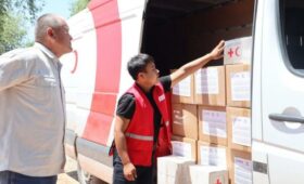 Более 1000 пострадавших от наводнений получили помощь от Красного Креста