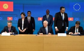 Кыргызстан и Евросоюз подписали соглашение о расширенном партнерстве и сотрудничестве