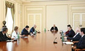Президент Азербайджана Алиев принял глав парламентов ТюркПА