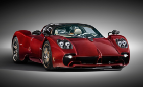 Pagani Utopia Roadster: две крыши на выбор, 864-сильный V12 и никакого лишнего веса