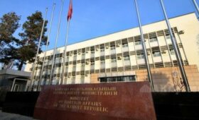 МИД КР отчитался о работе по защите прав кыргызстанцев за рубежом в июне