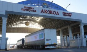 Казахстан решил приостановить норму об отказе во въезде для кыргызстанцев