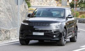 Land Rover начал тестировать полностью электрический Range Rover Sport