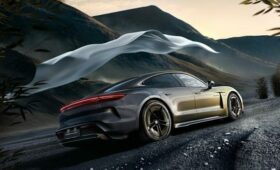 Porsche Taycan Turbo S Celestial Jade: небесный нефритовый жеребёнок с головой дракона