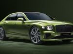 Bentley презентовала новый Flying Spur: техника от Continental GT и минимум внешних изменений
