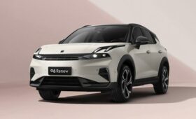 Lynk & Co 06 от Geely и Volvo: теперь и чисто бензиновый рестайлинговый кроссовер