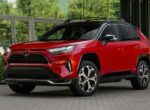 Toyota лишила подключаемые гибриды Prius и RAV4 «фамилии» Prime