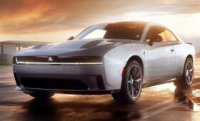 Технология мечты: Dodge Charger Daytona получит твердотельную батарею в 2026 году