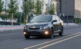 Седан Chevrolet Cobalt получил особую версию Midnight вместо рестайлинга