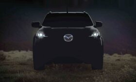 Обновлённый пикап Mazda BT-50 с огромным логотипом показался на первом тизере