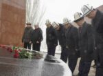 Госсекретарь возложил цветы в комплексе «Ата-Бейит» в Дни истории и памяти предков