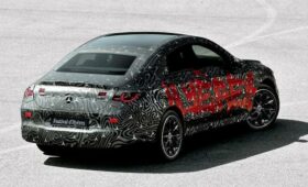 Новый Mercedes‑Benz CLA готовится к премьере: будут версии с ДВС и «электрички»