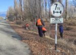 На Иссык-куле проводят работы по обеспечению дорожной безопасности