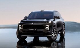 Новый кроссовер Changan Qiyuan C798: рассекречен интерьер