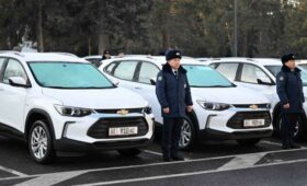 Сотрудники Судебного департамента получили 54 служебных автомобиля отечественного производства