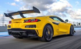 Объявлены динамические характеристики нового 1079-сильного Chevrolet Corvette ZR1