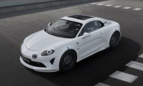 Электрический спорткар Alpine A110 окажется легче бензиновых конкурентов