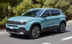 Маленький кроссовер Jeep Avenger может добраться до американского рынка