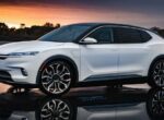 Chrysler вслед за Ford остановил разработку большого электрического кроссовера
