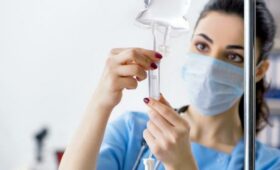 В Узбекистане начнут готовить медсестер для работы в США, Германии и Катаре