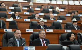 Список законопроектов, которые ЖК рассмотрит 30 апреля