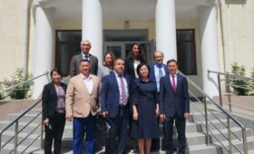 Эксперты СЭС Кыргызстана и ЦАРИКЦ объединили усилия в борьбе с наркотиками