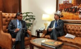Посол КР и представитель МИД Пакистана обсудили подготовку к межправительственной комиссии