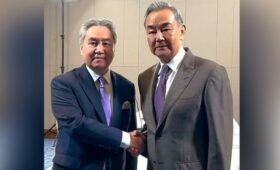 Главы МИД Кыргызстана и Китая обсудили реализацию совместных инфраструктурных и грантовых проектов 