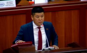 Депутат предложил запретить въезд грузовикам в города Ош и Бишкек