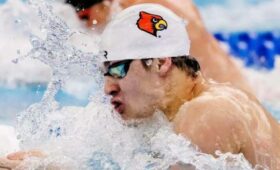 Победный заплыв Дениса Петрашова на турнире в США. Видео