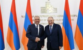 Делегация ЖК встретилась с премьер-министром Армении Пашиняном