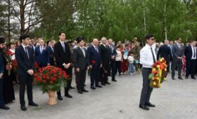 Посол Кыргызстана в Казахстане принял участие в мероприятиях, посвященных 80-летию Победы в ВОВ