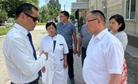 Глава Минздрава посетил ЦОВП Узгенского района