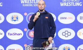 Узур Джузупбеков занял первое место на рейтинговом турнире по греко-римской борьбе
