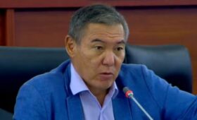 Президент предложил досрочно освободить Аската Сыдыкова от должности судьи Верховного суда 