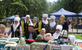 Дню матери посвятили благотворительную ярмарку «От сердца к сердцу»