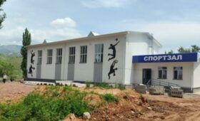 В селе 1 Мая Кара-Кульджинского района завершается строительство спортзала
