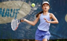 В Бишкеке проходит теннисный турнир ко Дню защиты детей