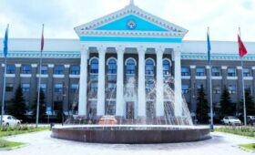 Штат мэрии Бишкека увеличат